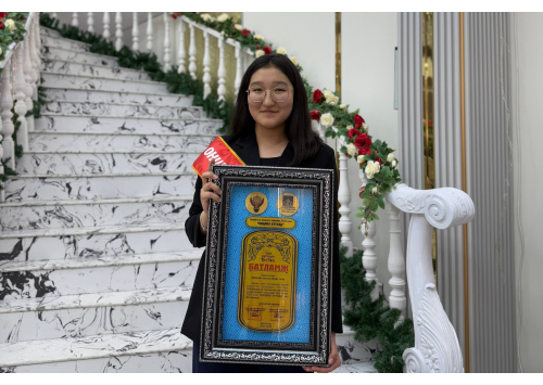 Б.Айман: Америк, Европын 25 их сургуульд өргөдлөө явуулаад 20-иос нь тэнцсэн хариу авсан