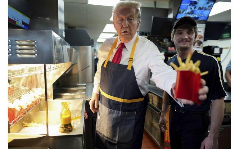 Дональд Трамп юуны учир “McDonald’s”-д ажиллав?