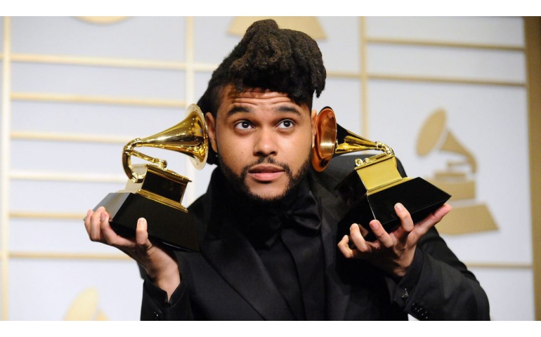 Дуучин The Weekend жинхэнэ нэрээ ашиглаж эхлэв